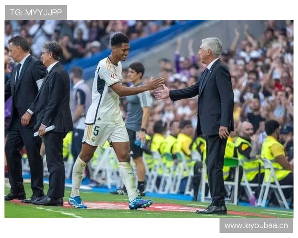 西甲新任教练携手球队重塑战术,目标逐渐明确与赛季佳绩并驾齐驱 西甲新任教练携手球队重塑战术,目标逐渐明确与赛季佳绩并驾齐驱