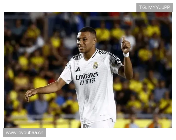 恩德里克对抗能力解析：如何适应成年队比赛