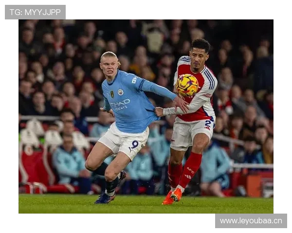 萨利巴对位哈兰德：顶级中锋防守战术解析